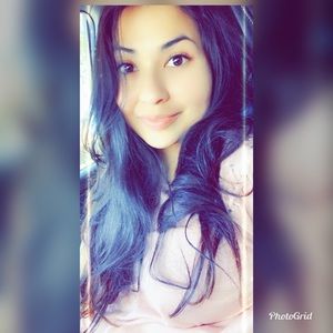 Meet your Posher, Itzel